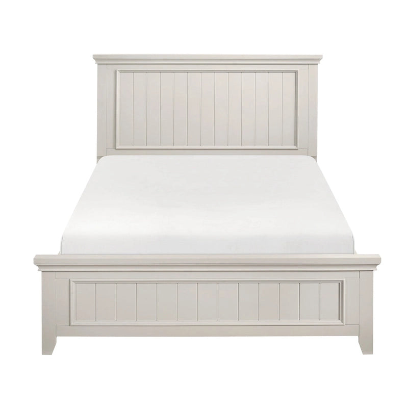 Classic White Finish 3pc Bedroom Set Bed and Two Nightstands